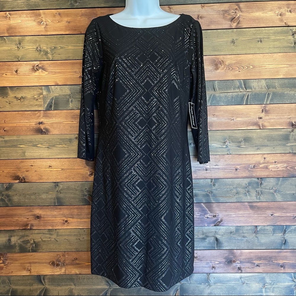 Jessica Howard
Metallic-Print Jersey Sheath Dress